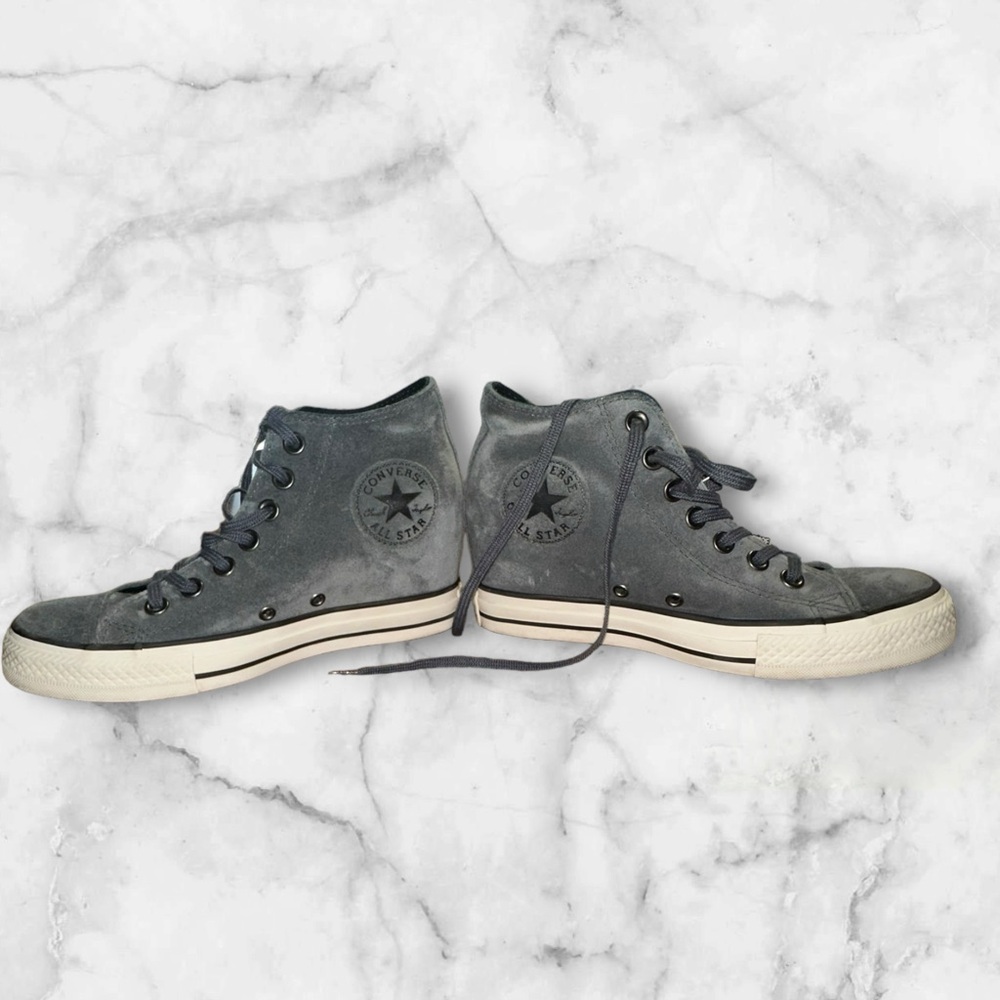 Converse All Star Chuck Taylor | size 7 | Hidden Wedge Suede | 550670C - Picture 3 of 6